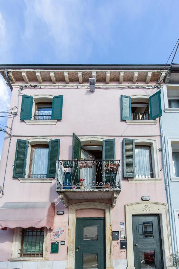 Blu Bed Leilighet Castelnuovo del Garda Eksteriør bilde