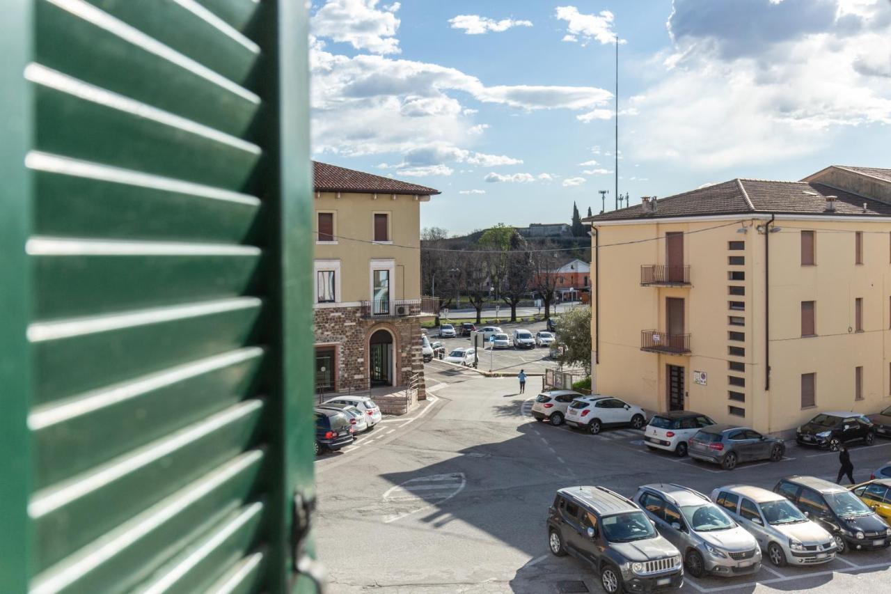 Blu Bed Leilighet Castelnuovo del Garda Eksteriør bilde